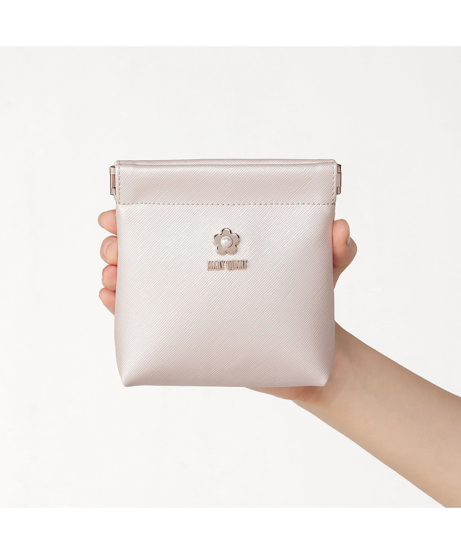 MARY QUANT「サフィアーノパール バネクチポーチ」|ポーチ|パールピンク