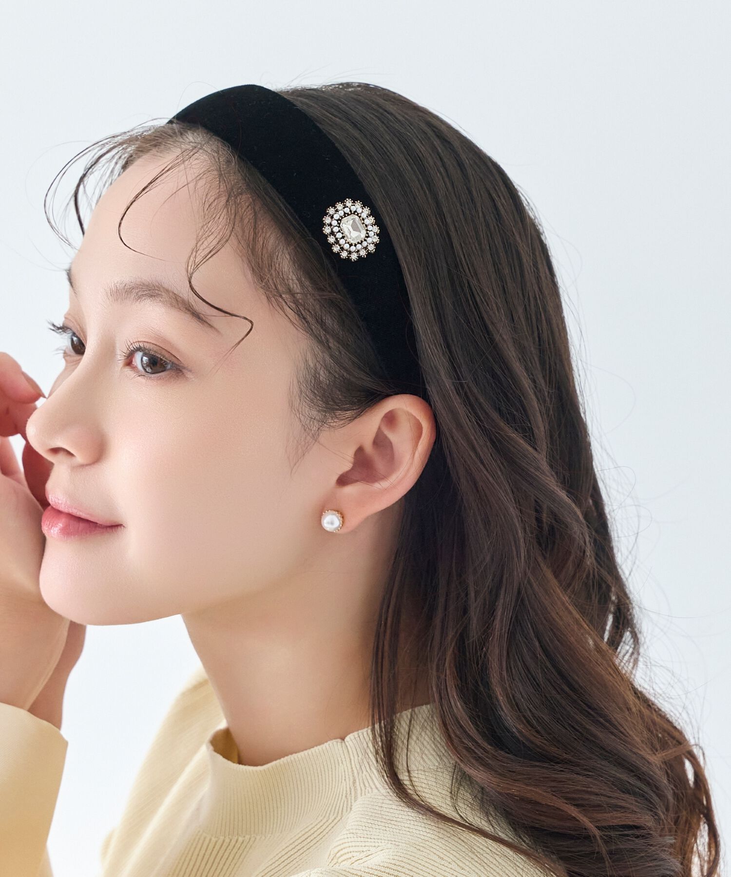  「トゥウィンクルフレームパールピアス　ゴールド/一粒」|ピアス|