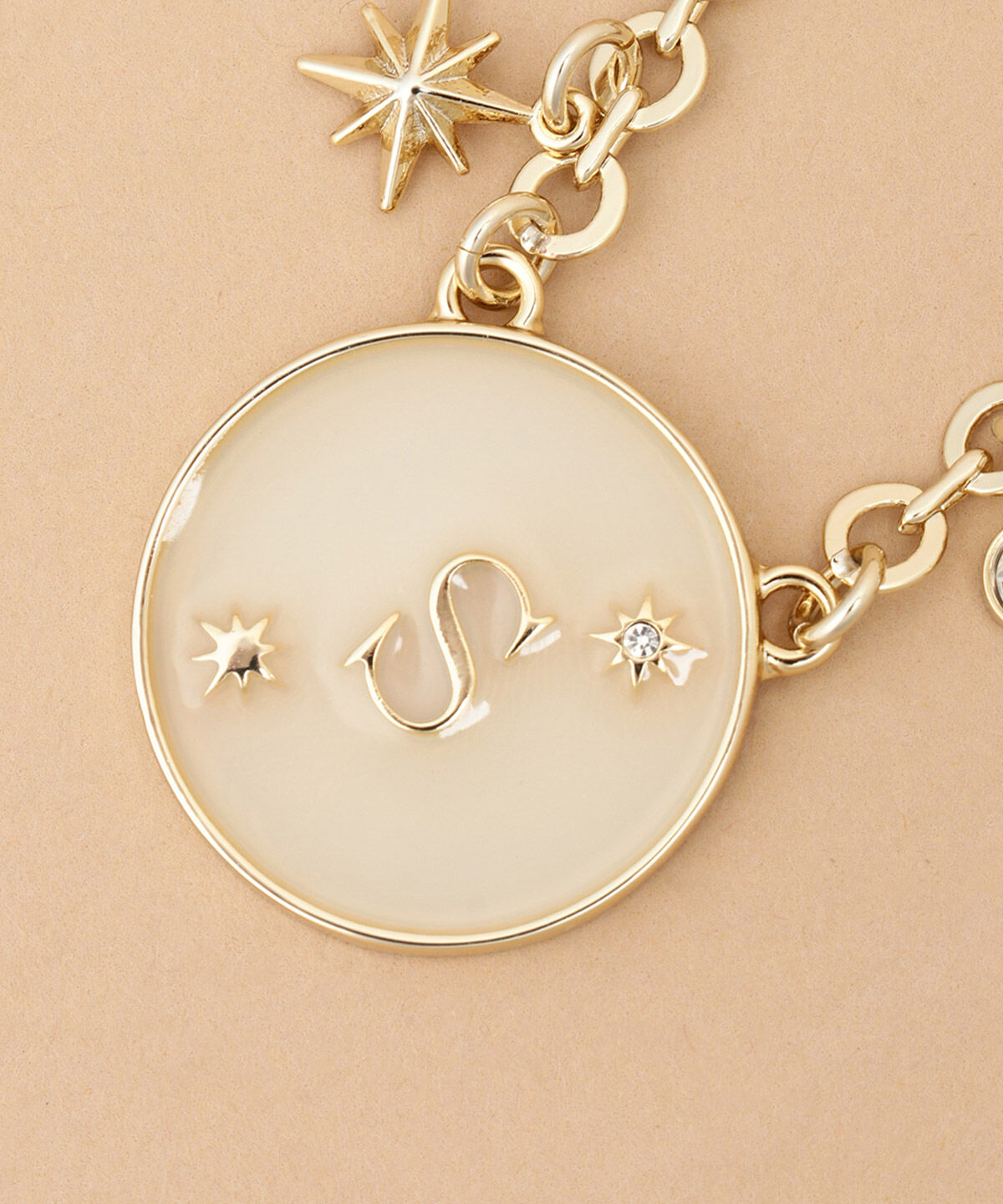 Samantha Thavasa「シャイニーイニシャルバッグチャーム S」|チャーム・キーホルダー|