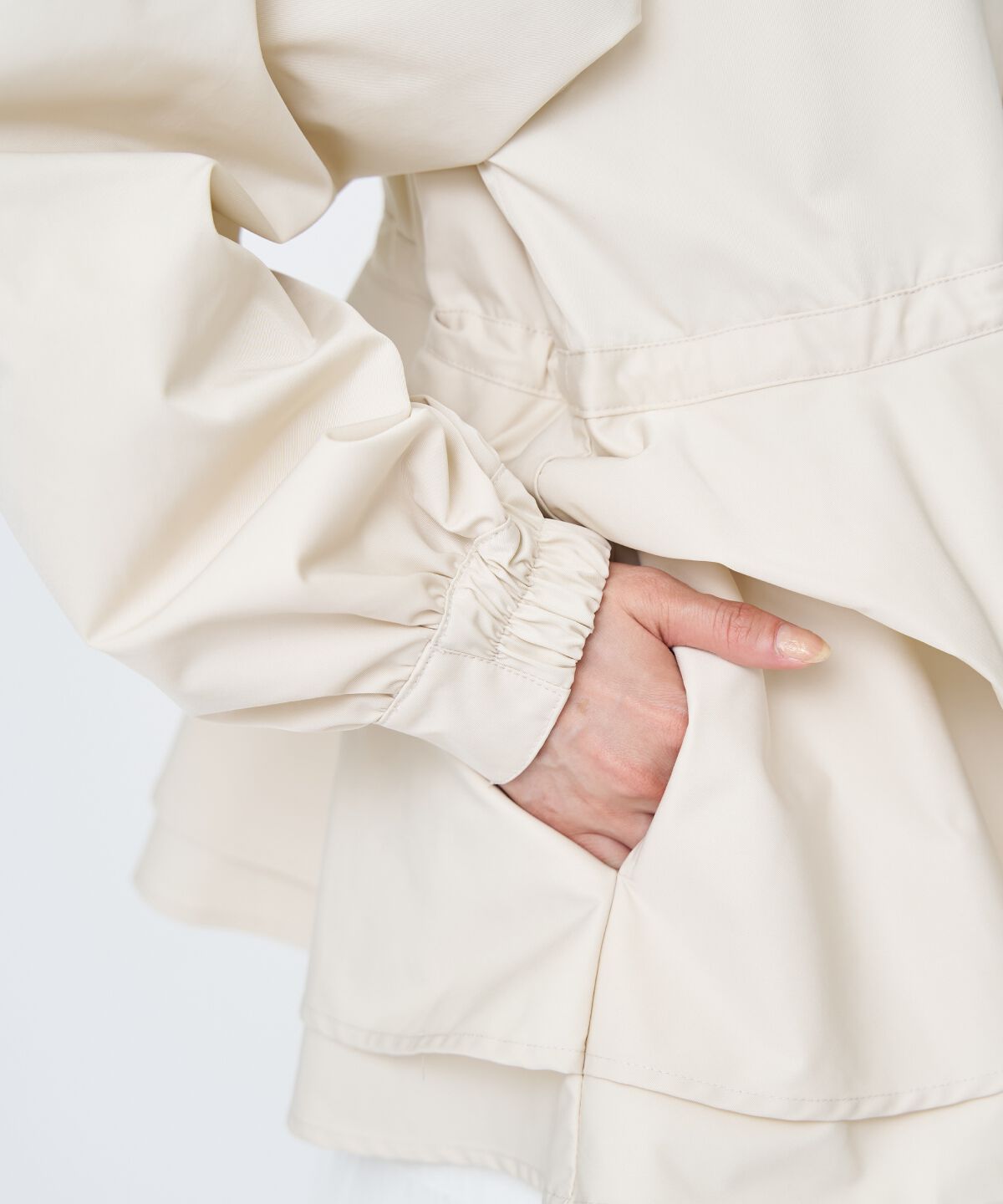 アンドクチュール「ペプラムマウンテンパーカー」|アウトドア|