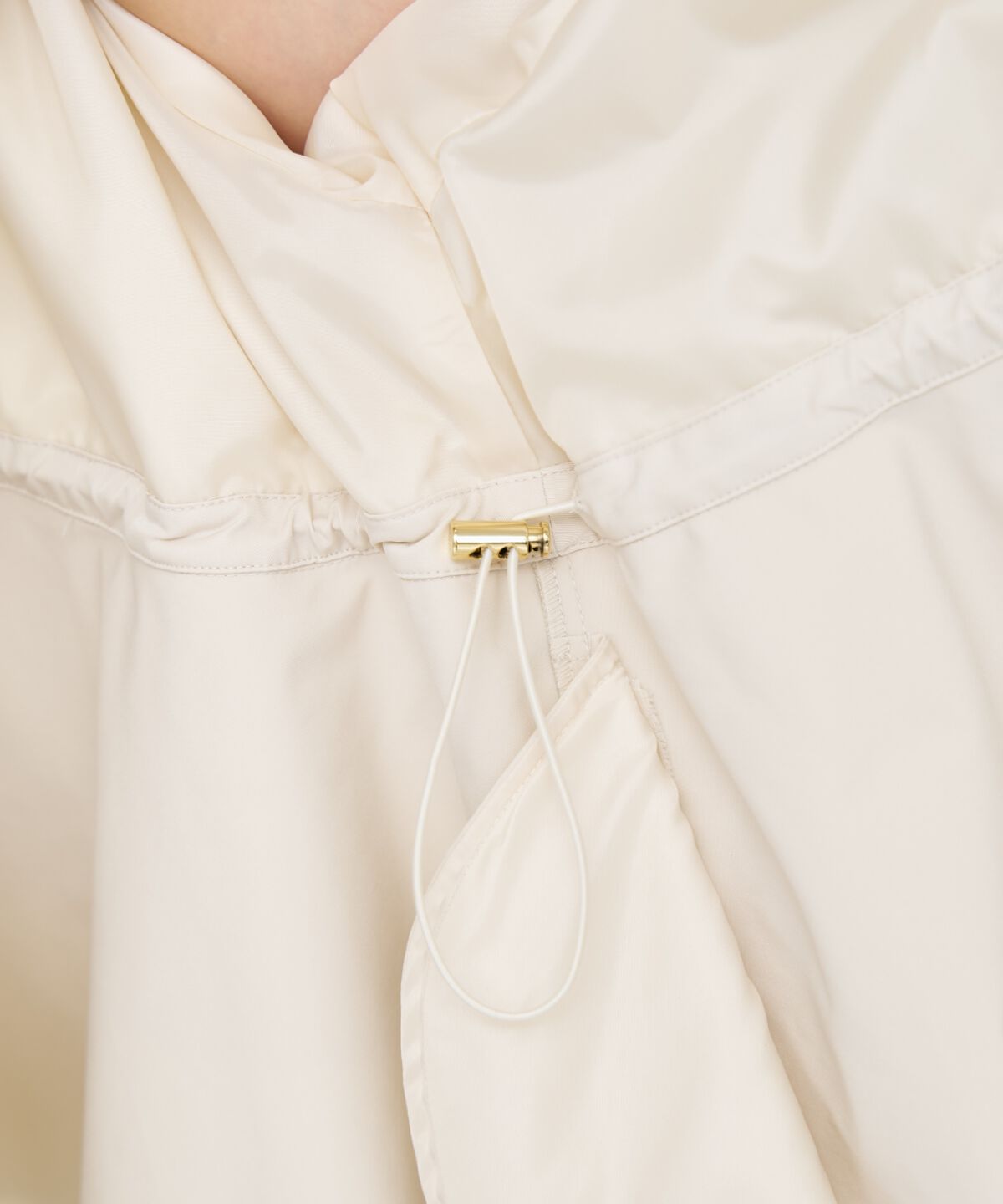 アンドクチュール「ペプラムマウンテンパーカー」|アウトドア|