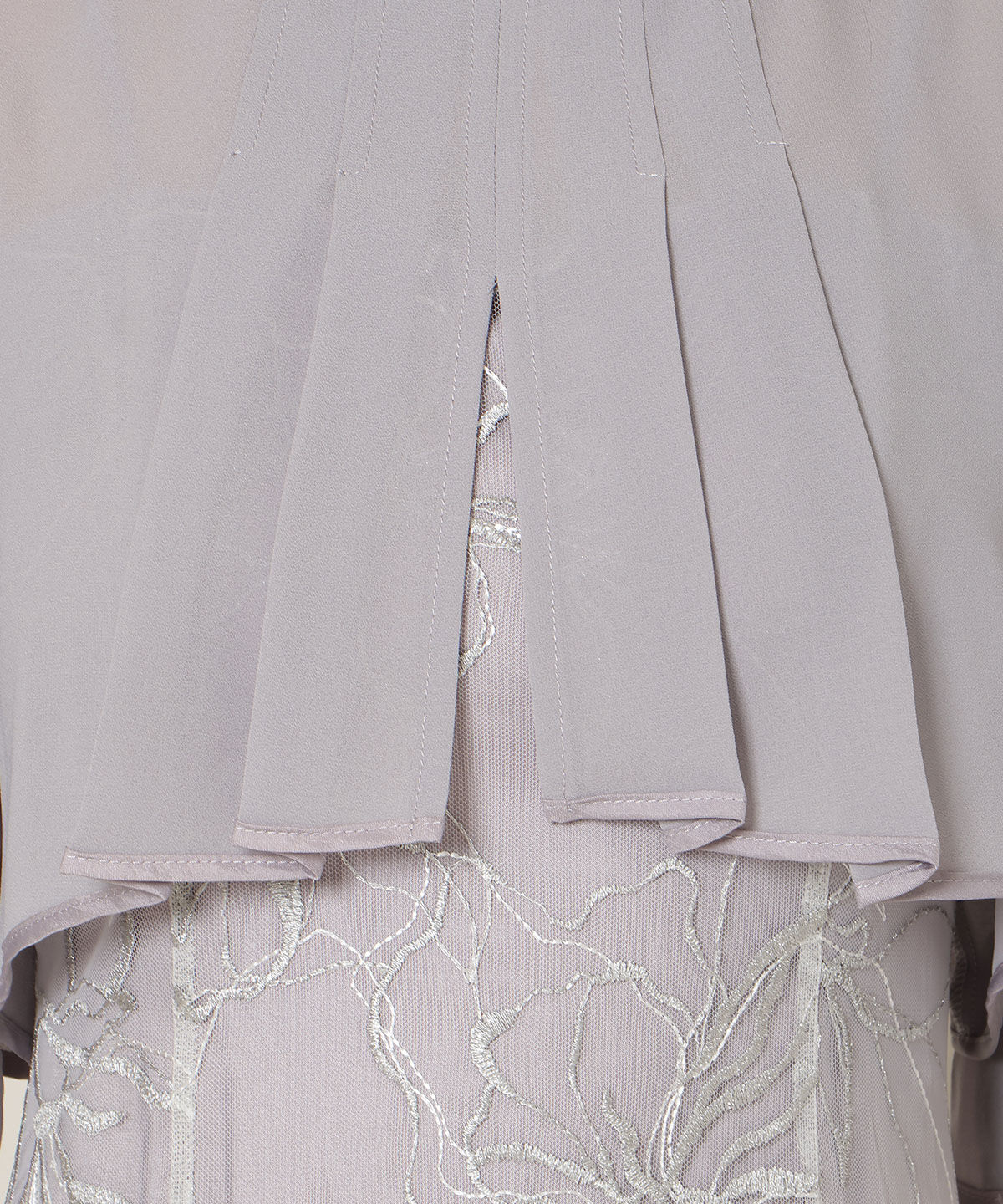 WILLSELECTION「フロントスリットフレアブラウス&times;フレアレースキャミワンピース」|ドレス|