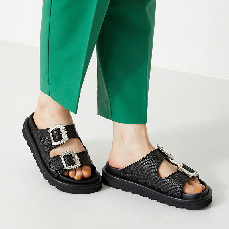 ORiental TRaffic「ビジューバックルコンフォートサンダル/31225」|サンダル|BLACK