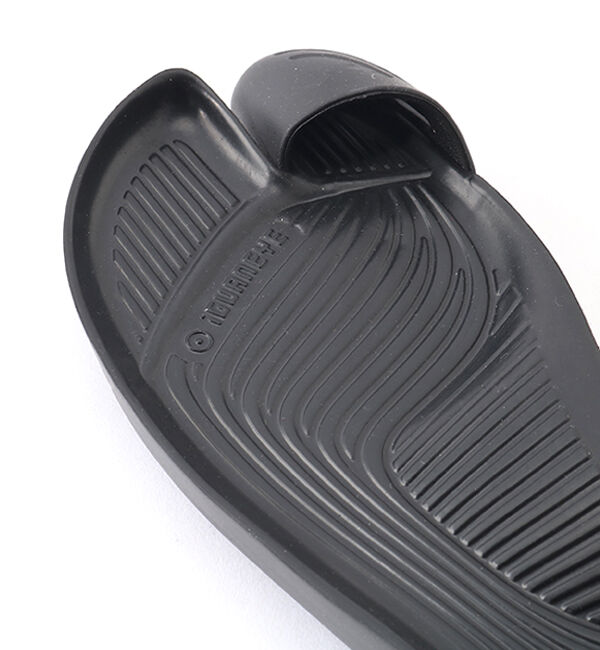  「JUNGLE  【　BODY&times;INSOLE　Black&times;Black】」|サンダル|