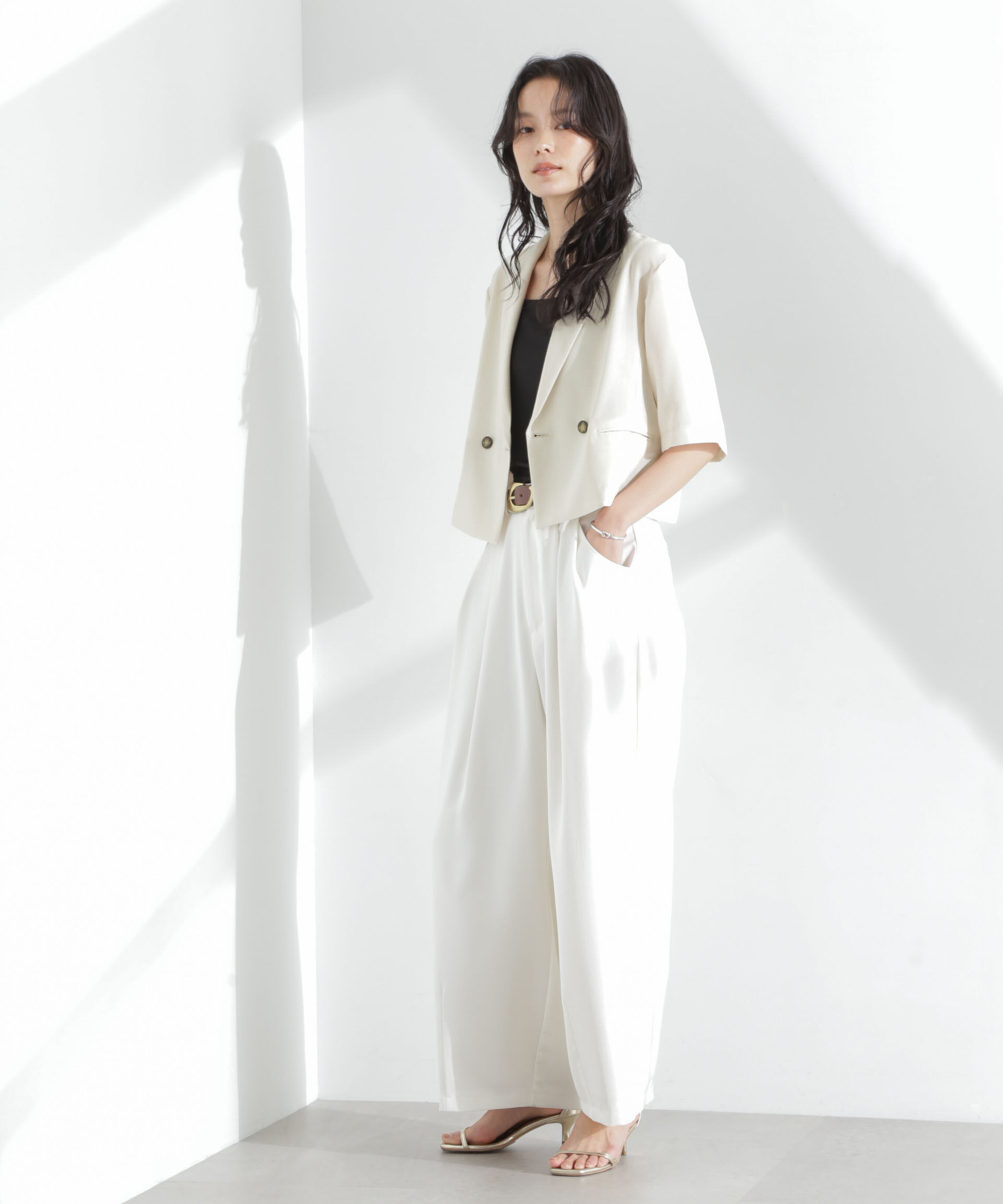 nano･universe「メランジドライ 半袖ショートダブルジャケット(セットアップ可)」|テーラードジャケット|