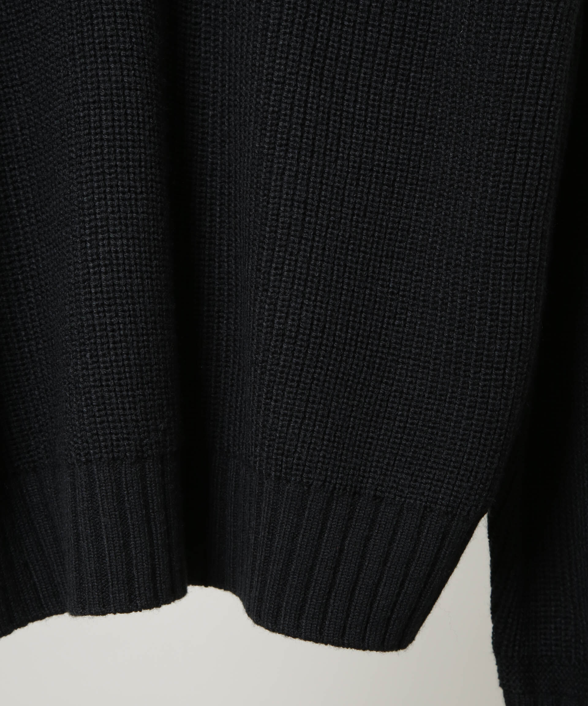 nano･universe「｢HOTEL PALACE｣  ディープVネックミドルゲージニット」|ニット・セーター|