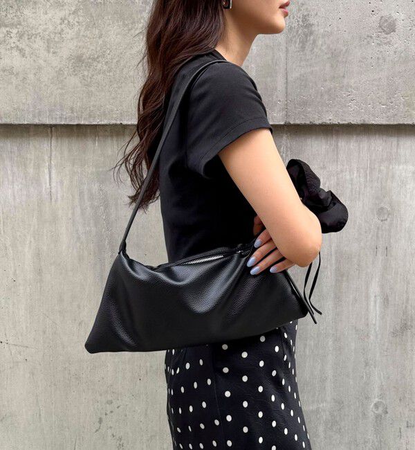 fredy emue「【@sora_522m企画】ワンショルベルトバッグ」|ショルダー・メッセンジャー|ブラック