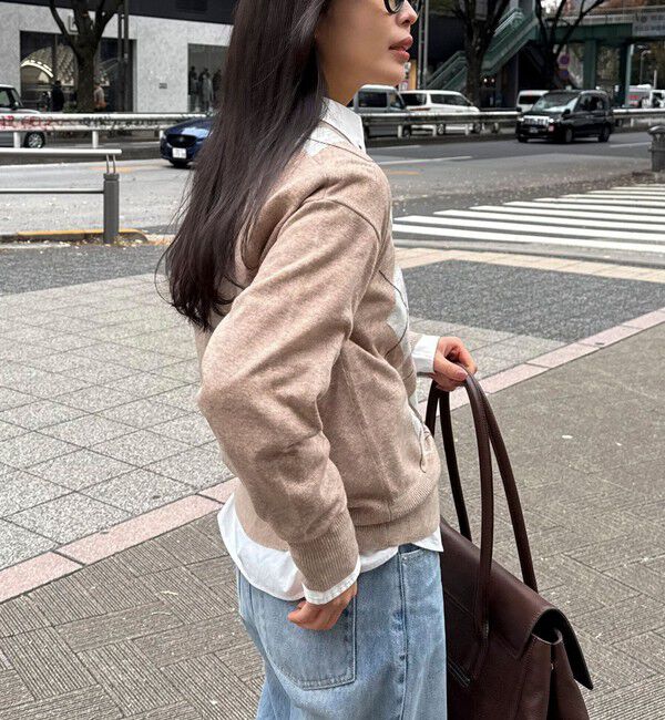 fredy emue「アーガイル柄インターシャVネックニット」|ニット・セーター|