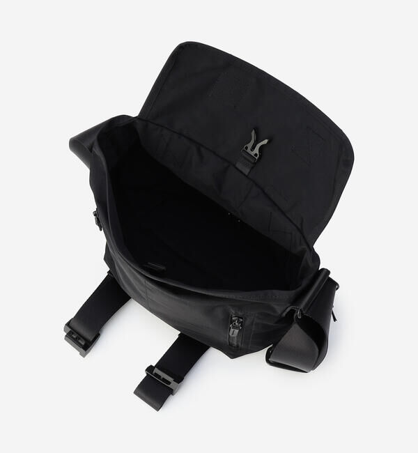  「AMIACALVA | メッセンジャーバッグ UNISEX」|ショルダー・メッセンジャー|