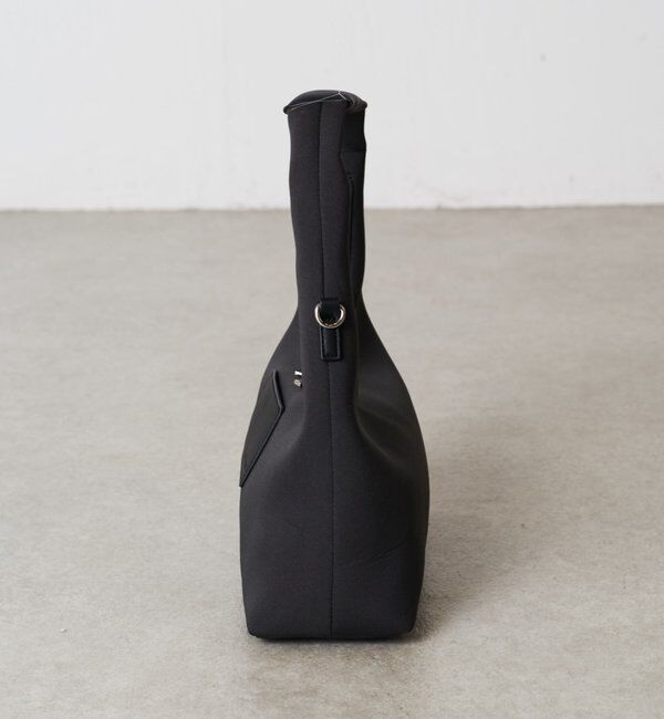  「【PAPILLONNER/パピヨネ】チャーム付きウェットワンショルダーバッグ」|トートバッグ|