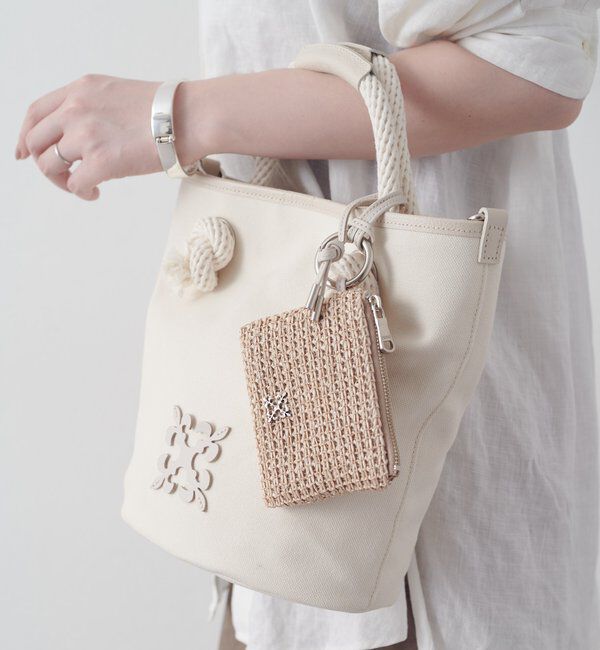  「ナイロンラフィアスクエアマルチケース」|その他|アイボリー