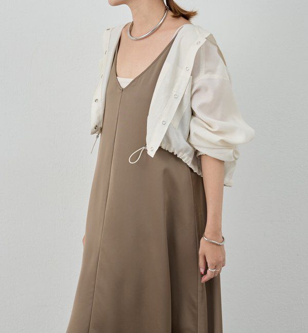  「《サイズ展開》Vネックサテンキャミワンピース」|ワンピース|