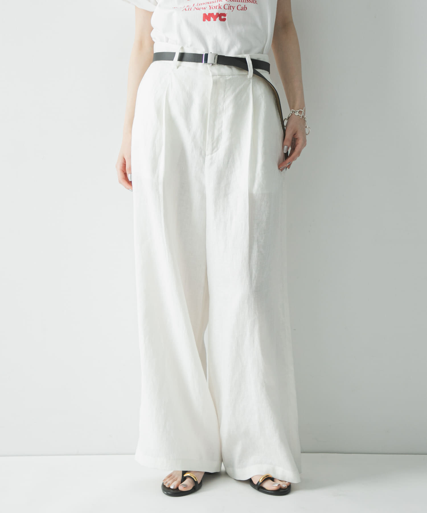 URBAN RESEARCH「『3サイズ展開』リネンイージーワイドスラックス」|その他|オフホワイト