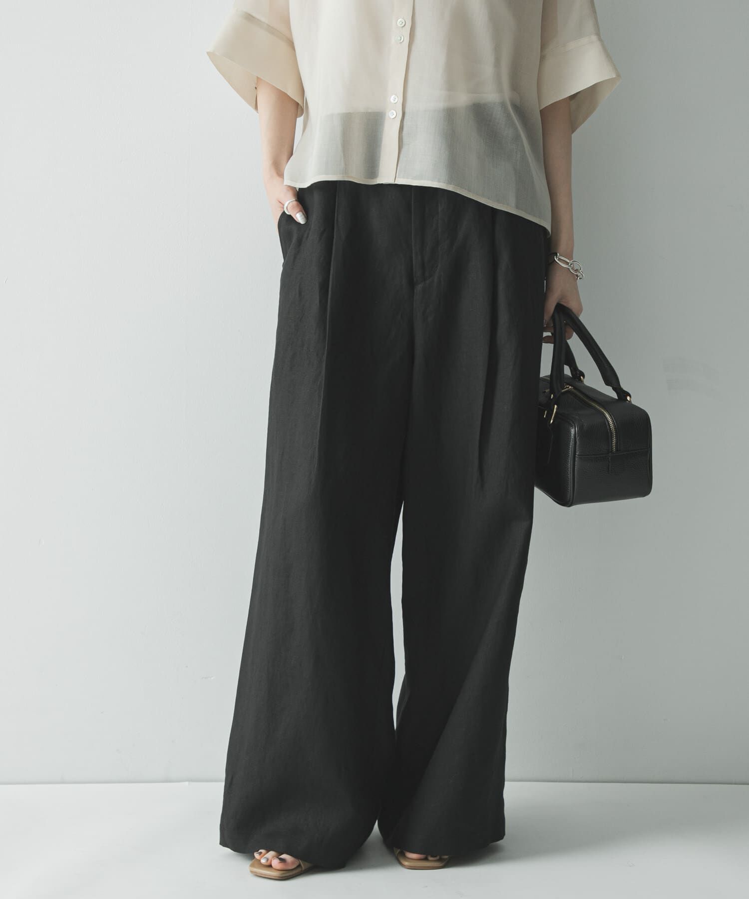 URBAN RESEARCH「『3サイズ展開』リネンイージーワイドスラックス」|その他|ブラック