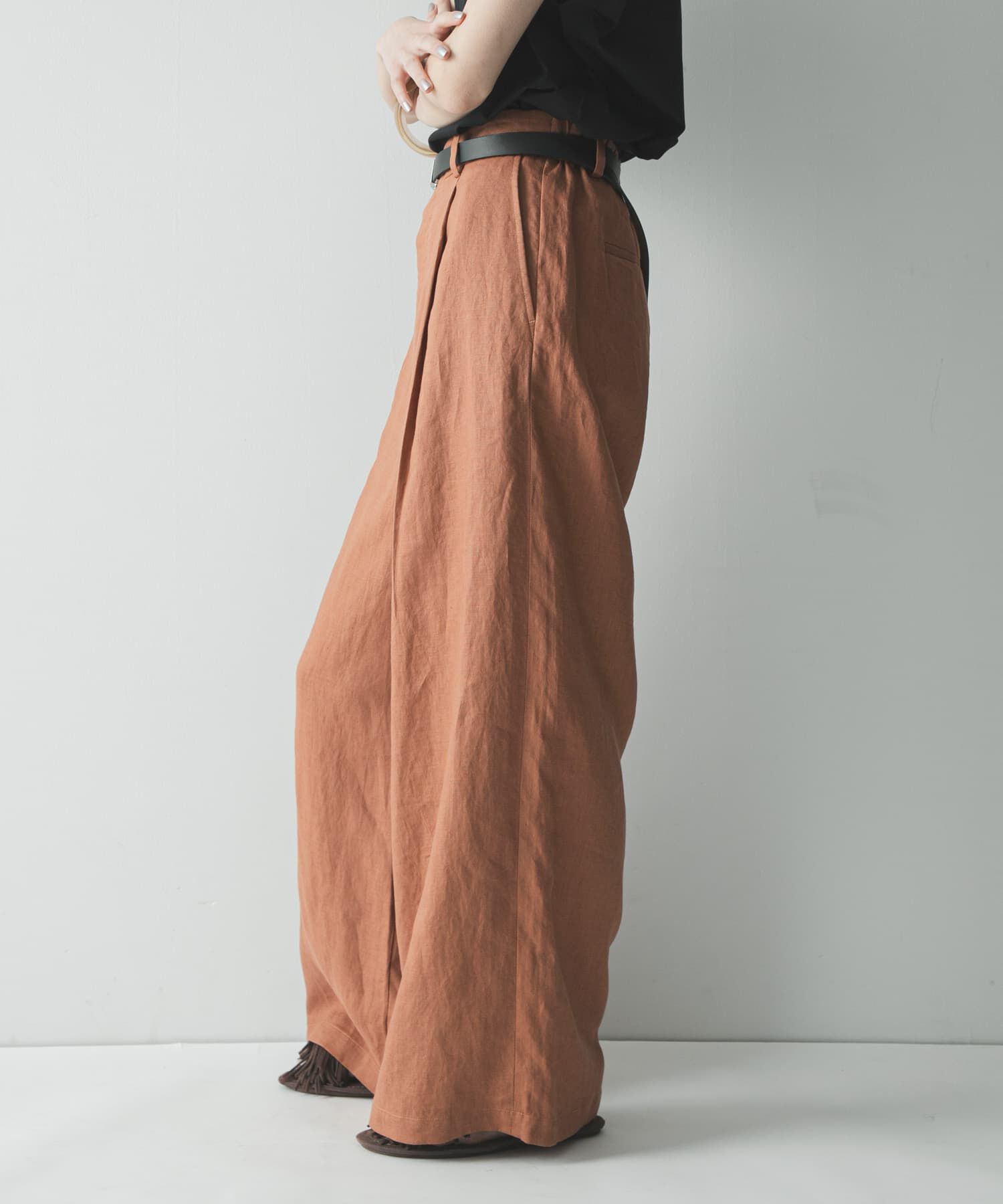 URBAN RESEARCH「『3サイズ展開』リネンイージーワイドスラックス」|その他|