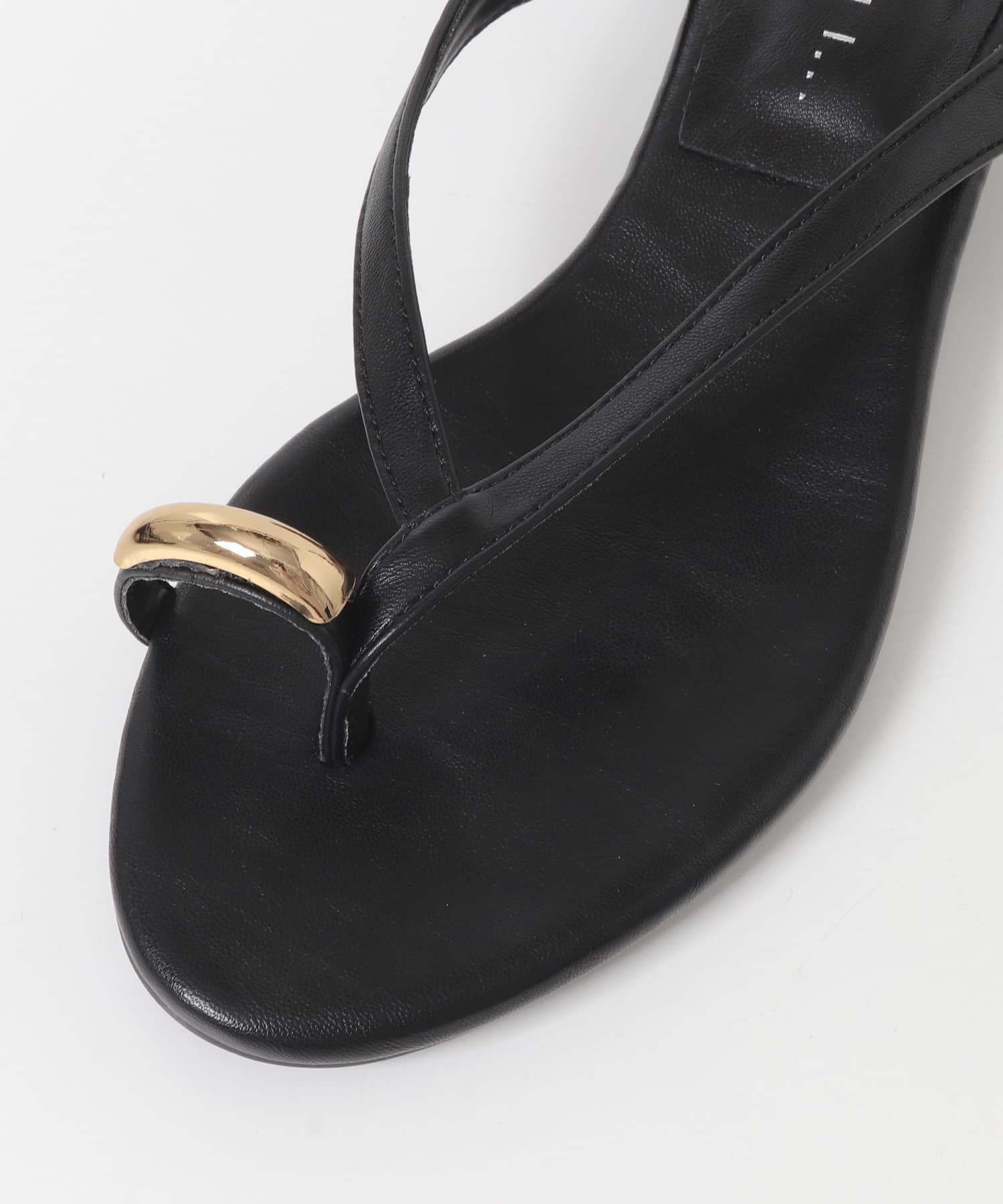 URBAN RESEARCH「mohi　メタルリングサンダル」|サンダル|