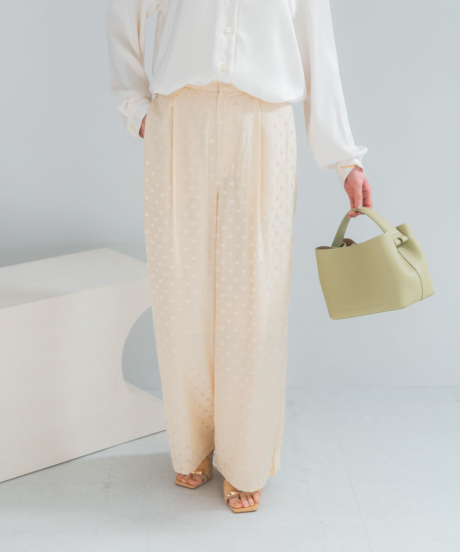URBAN RESEARCH ROSSO「サテンドットパンツ」|その他|アイボリー