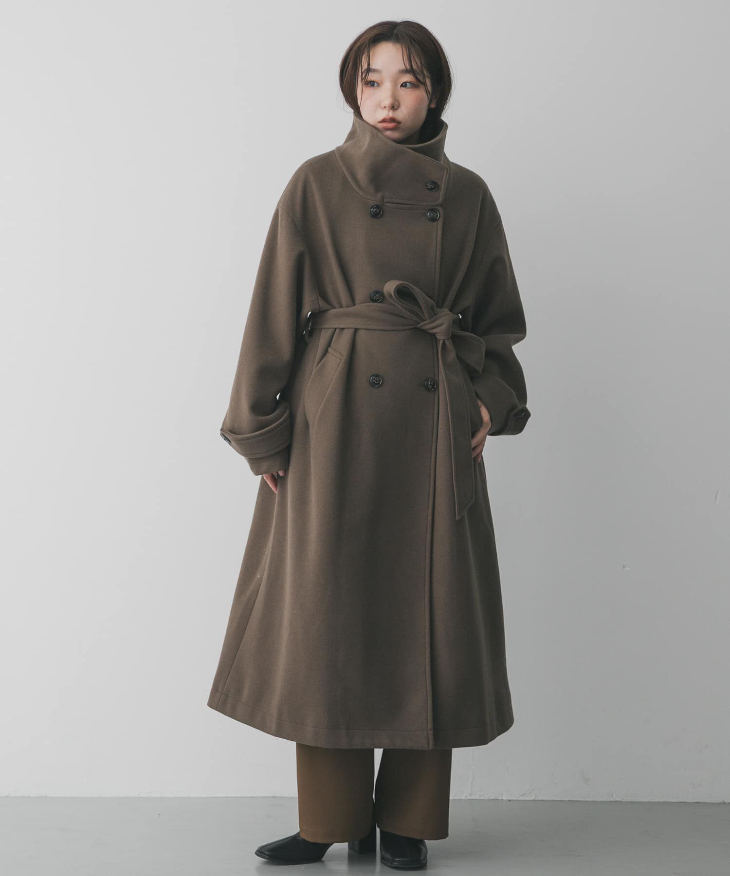 SENSE OF PLACE by URBAN RESEARCH「スタンドカラーロングコート」|ノーカラーコート|