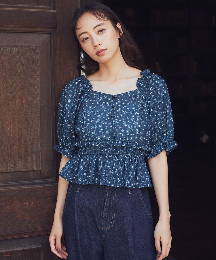 earth music&ecology「フラワー刺繍フリルヘムブラウス」|シャツ・ブラウス|