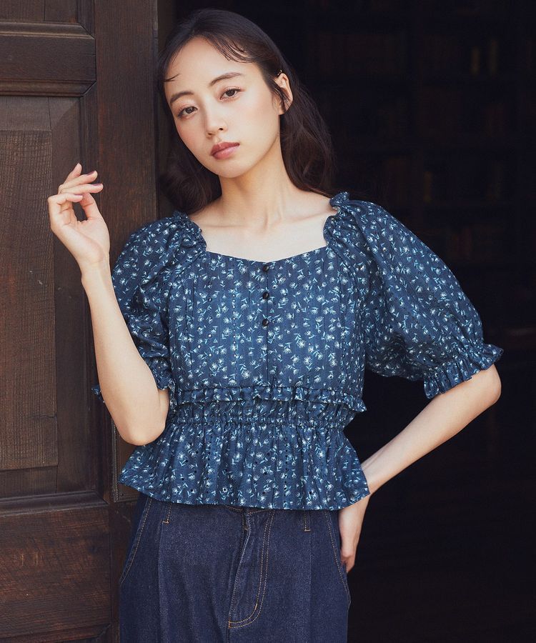 earth music&ecology「フラワー刺繍フリルヘムブラウス」|シャツ・ブラウス|Navy
