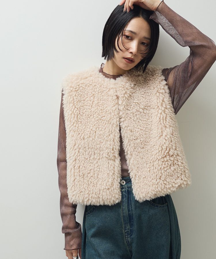 Green Parks「・ELENCARE DUE シープファーベスト」|ベスト・ジレ|Light beige