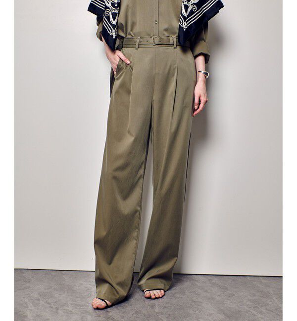 allureville「フィブリルタックパンツ」|チノ|カーキ