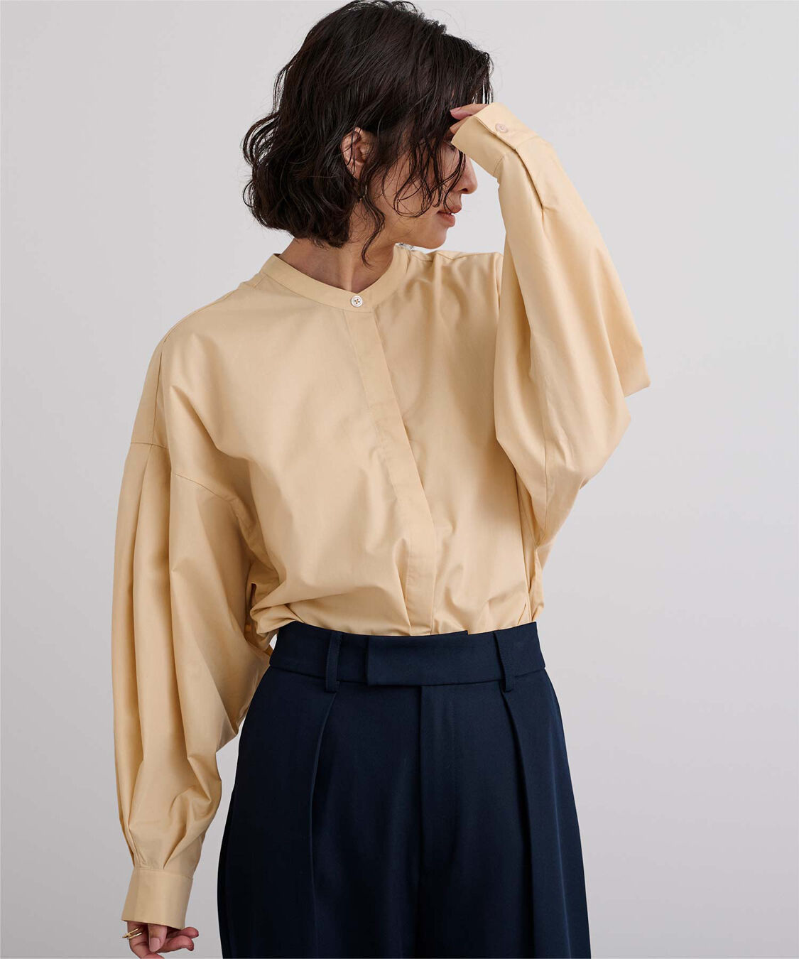 ur's「ボリューム袖ブラウス」|シャツ・ブラウス|