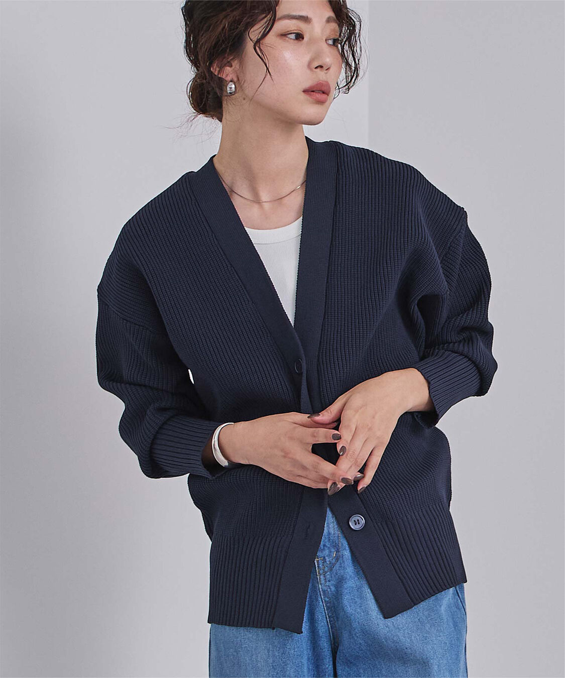 ur's「Vネックボリュームスリーブニットカーディガン」|ニット・セーター|