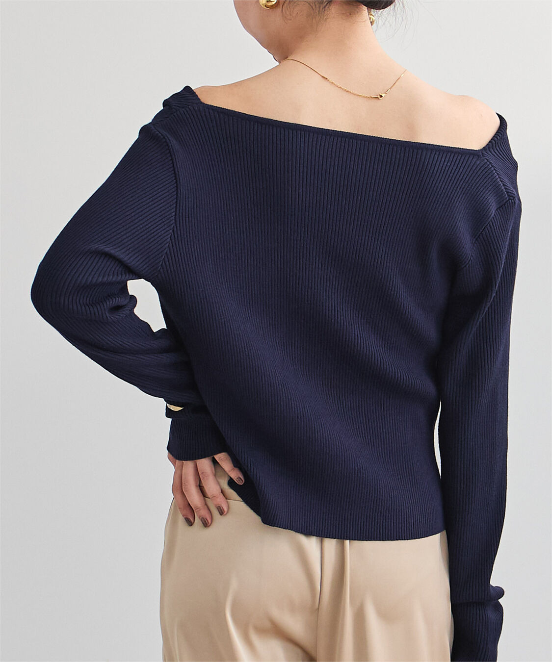 ur's「オフショルダーリブニットトップス」|ニット・セーター|