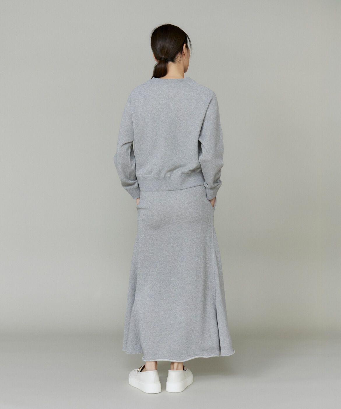 INED「ラメ裏毛プルオーバー《YVON》」|スウェット・ジャージ|