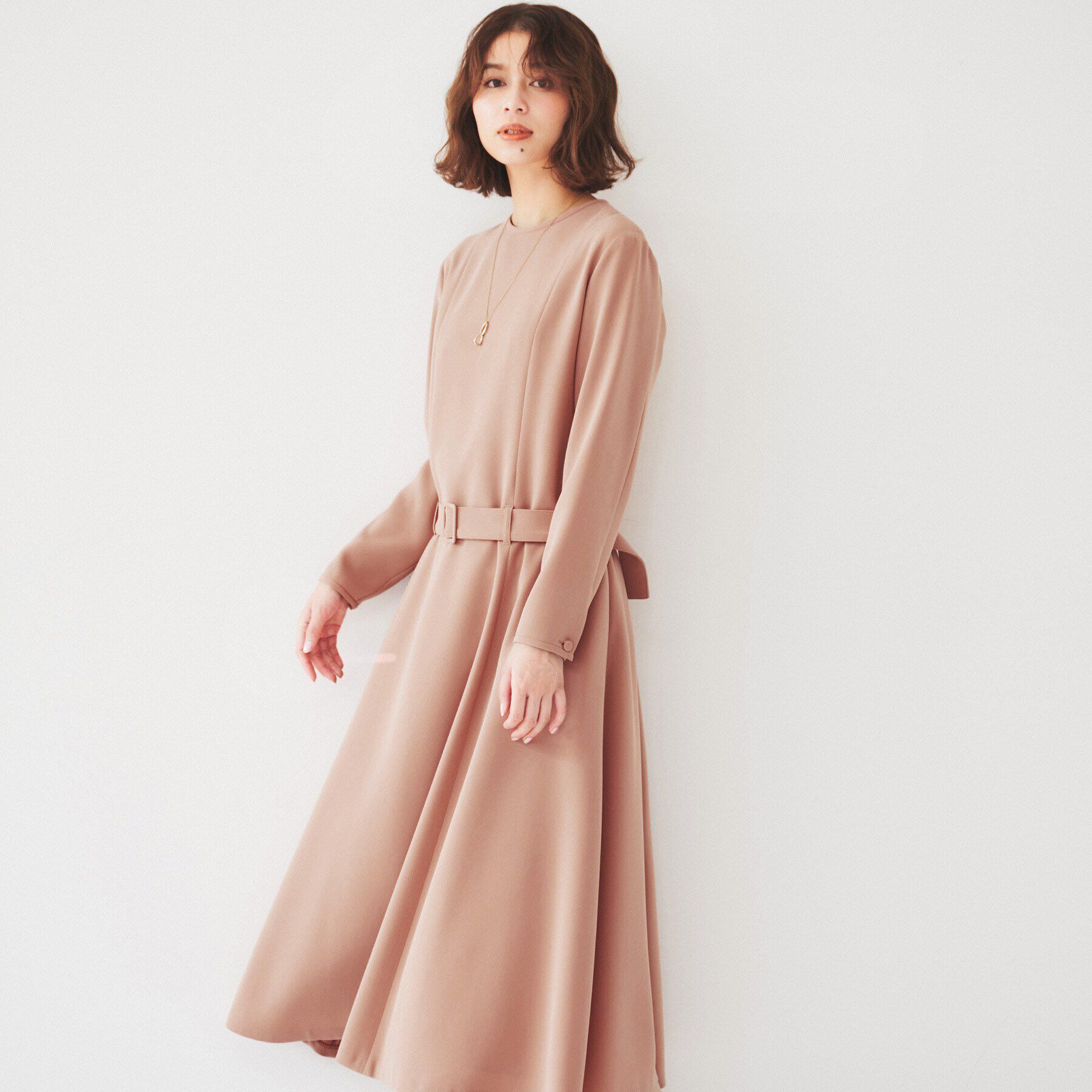 UNTITLED「ローウエストフレアワンピース」|ワンピース|