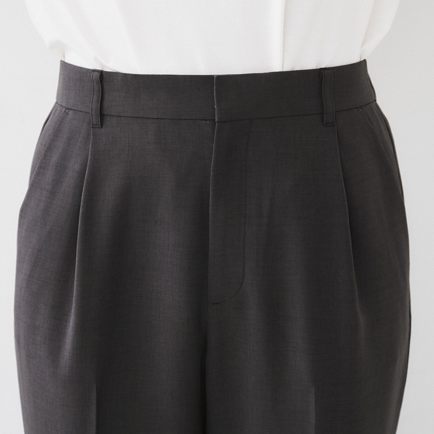 UNTITLED「【接触冷感/UV/セットアップ可能】ライトウェイト タックテーパードパンツ」|その他|