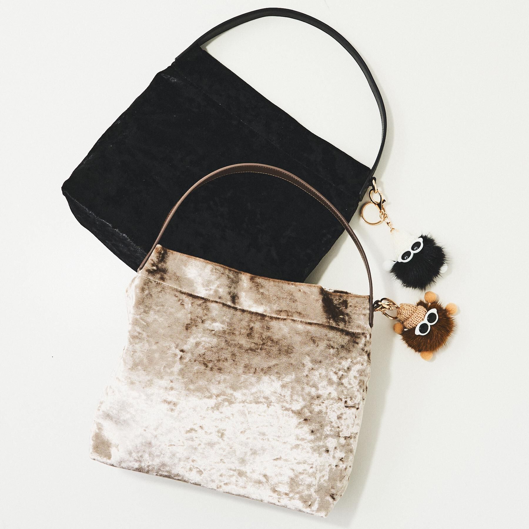 UNTITLED「【トレンド／バッグチャーム付き】ワンハンドルバッグ」|ショルダー・メッセンジャー|