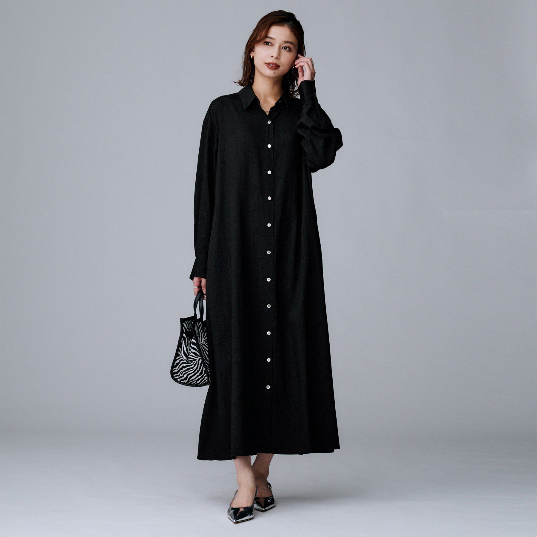 UNTITLED「【前開きボタン/ベルト付/羽織シャツ/】2WAYトレンチ風ワンピース」|ワンピース|