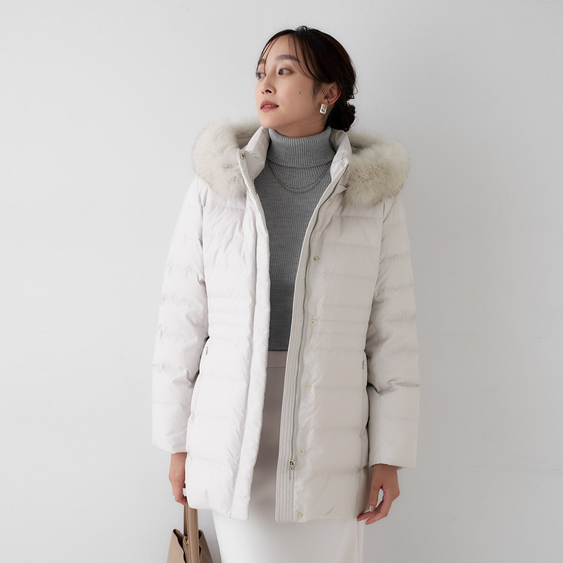 UNTITLED「【はっ水機能/フード取り外し可】ミディダウンコート」|ダウン|