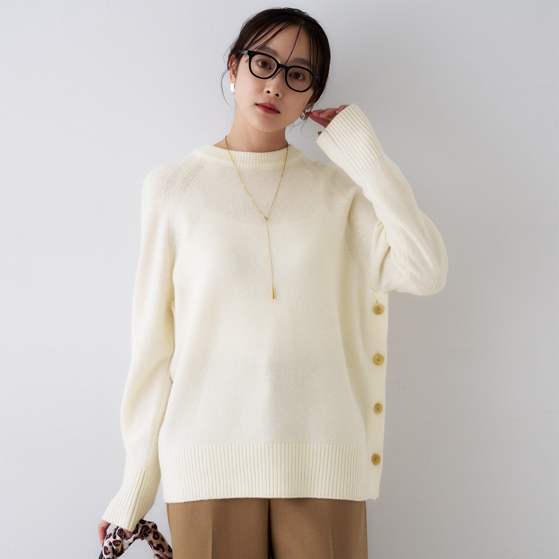 UNTITLED「【重ね着もおすすめ/洗える】ウールカシミヤ クルーネックニット」|ニット・セーター|