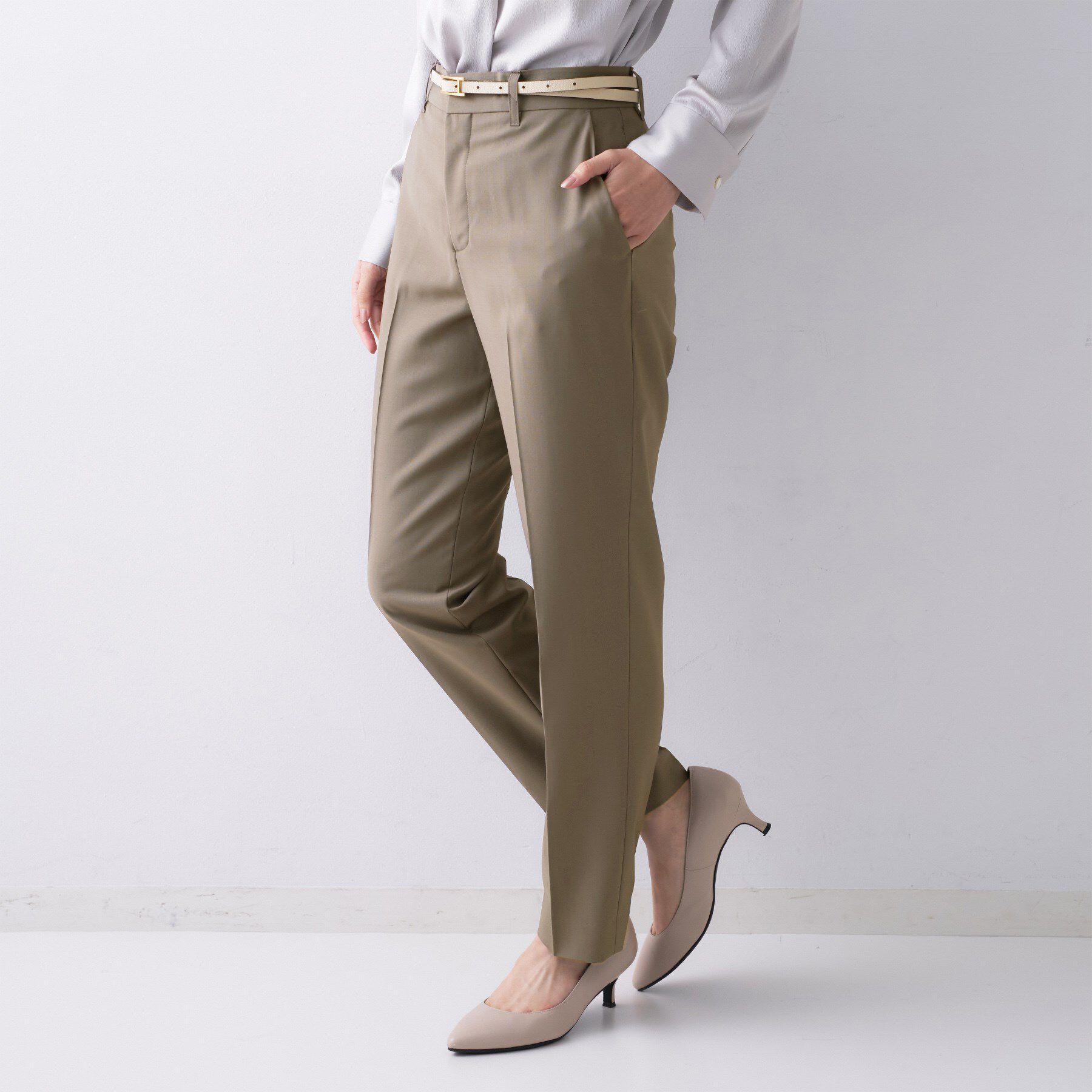 UNTITLED「【仕事着/スーツ】プレミアムテーパードパンツ」|その他|