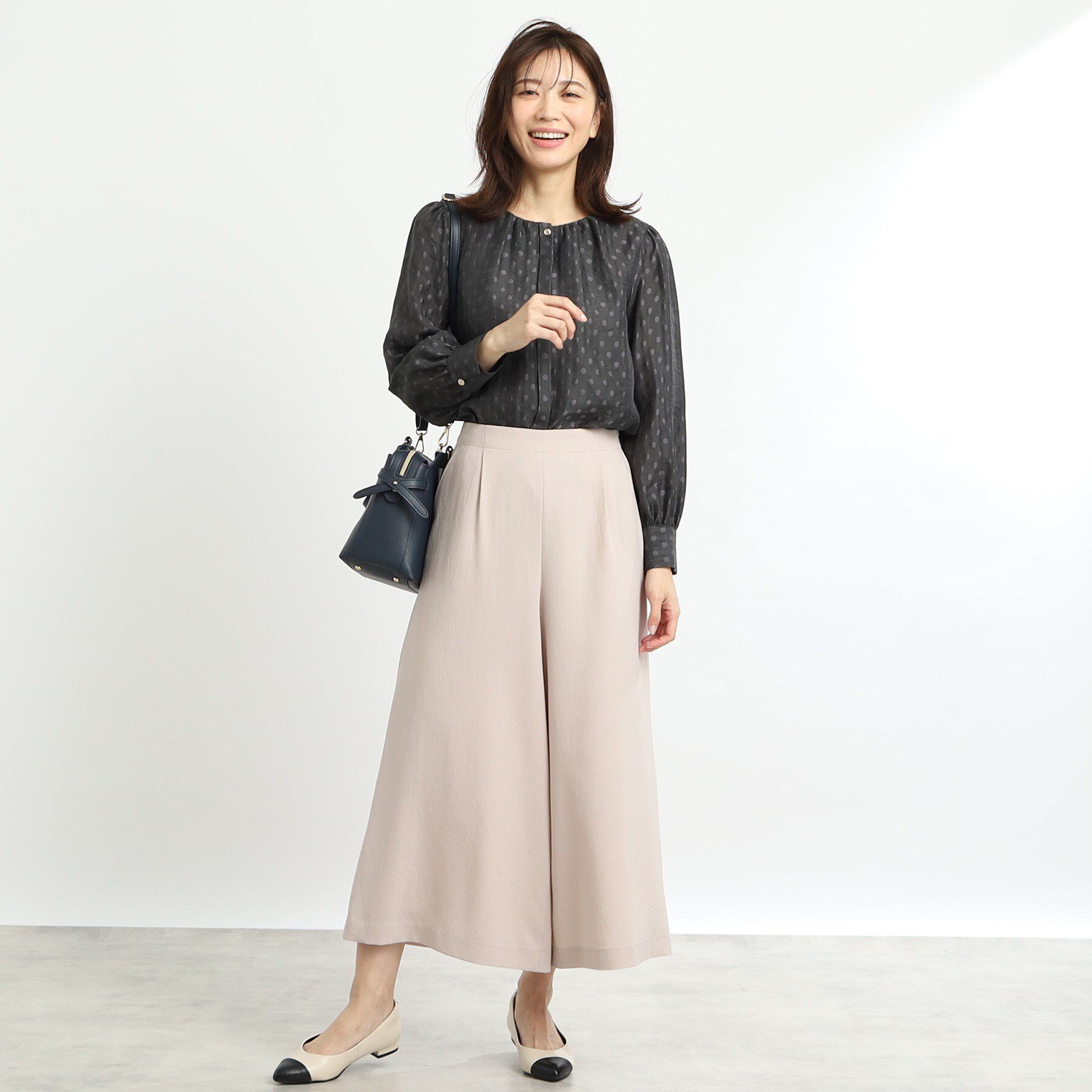 Reflect「【手洗い可】ドットジャカードブラウス」|シャツ・ブラウス|