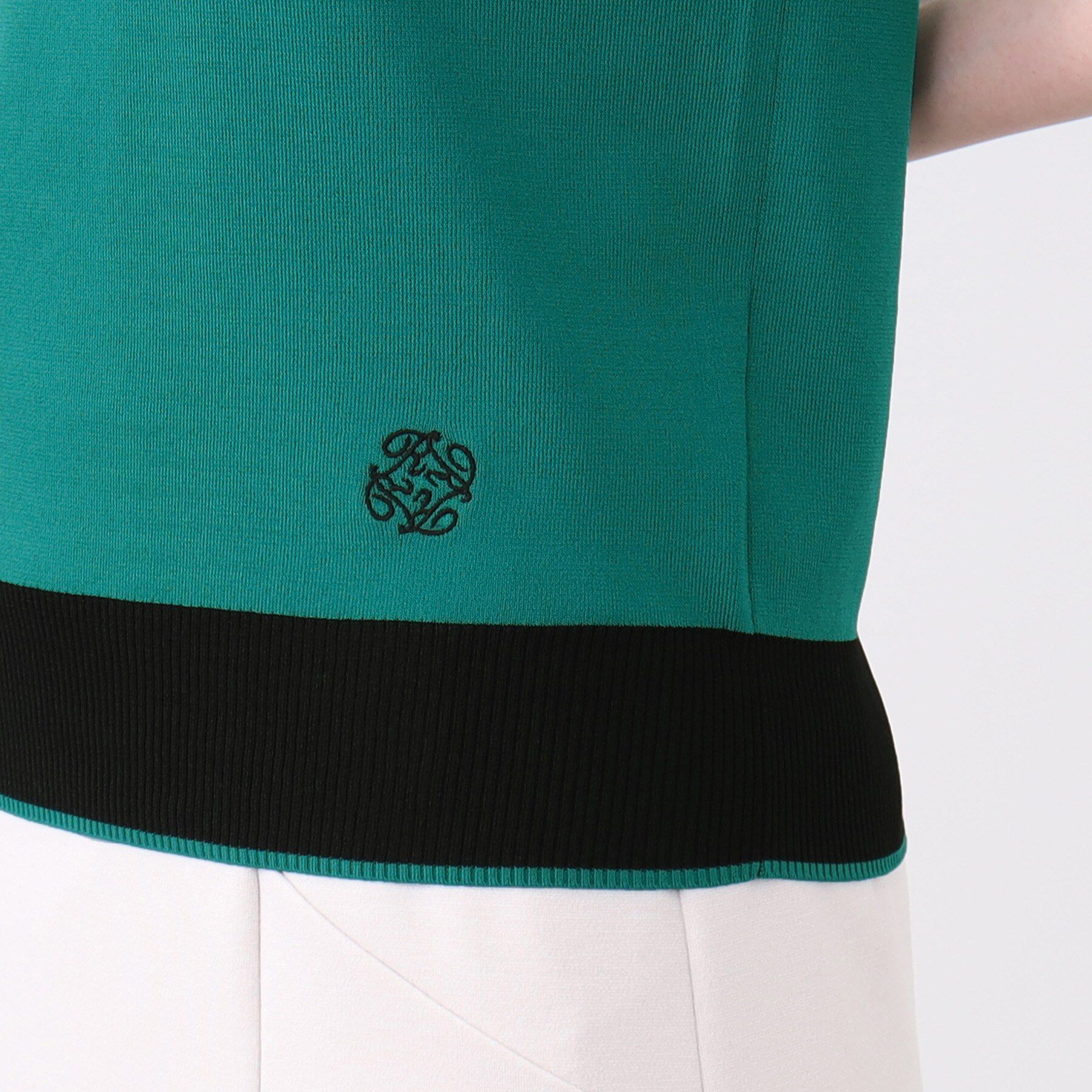 Reflect「【WEB先行カラーあり／手洗い可／アンサンブル可】バイカラー五分袖ニット」|ニット・セーター|