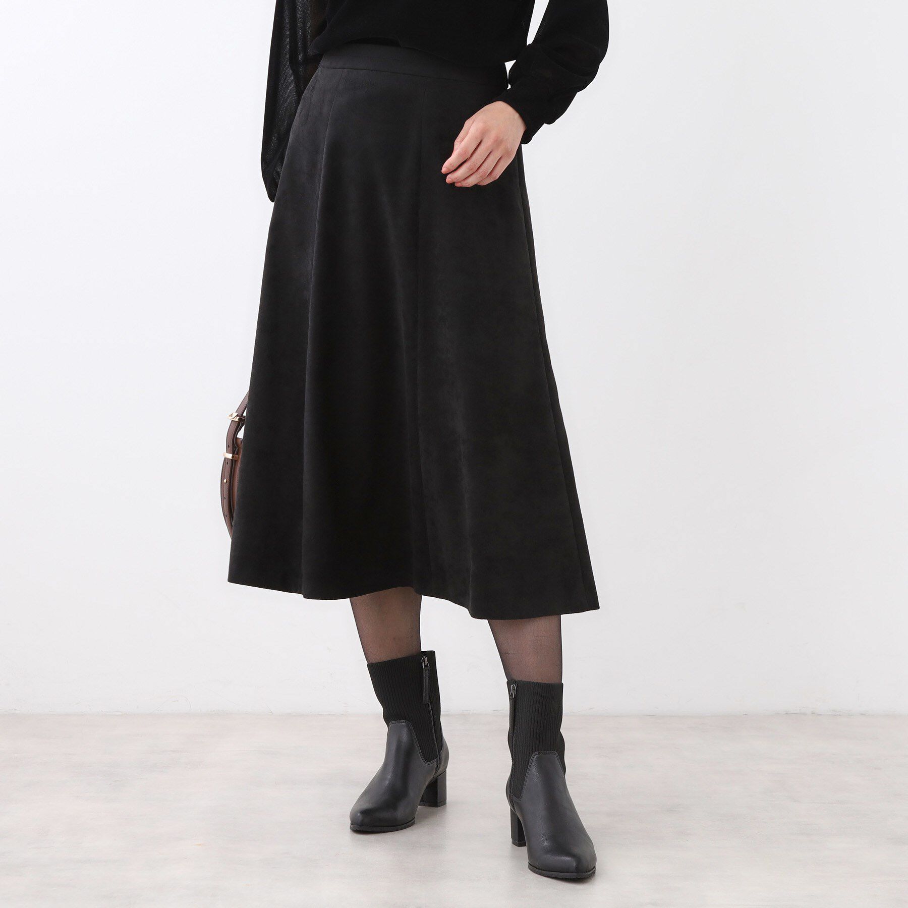 Reflect「【ジャケット合わせにぴったり◎】スエードライクフレアスカート」|スカート|