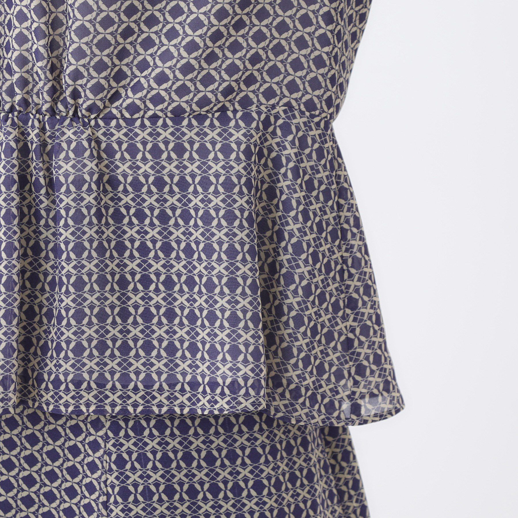 Reflect「【きちんと見え／セットアップ可／通勤におすすめ◎】ペプラムプリントブラウス」|シャツ・ブラウス|