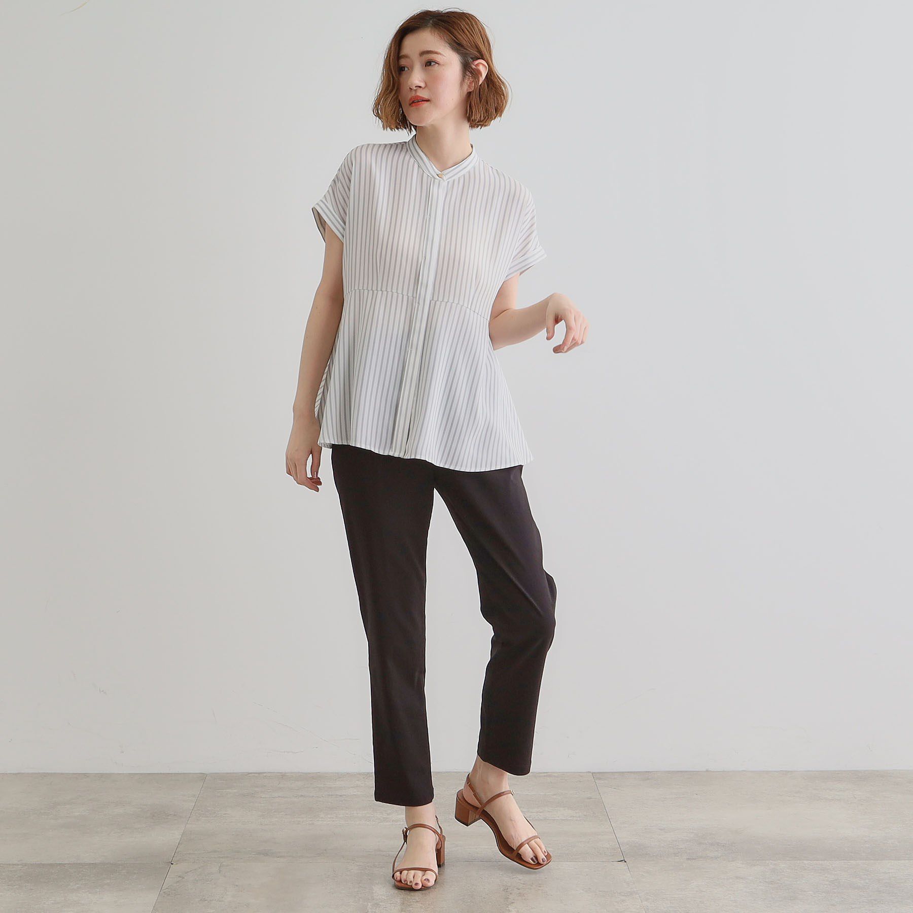 grove「きちんと感もこなれ感も1枚で叶う　優秀ペプラムシャツブラウス」|シャツ・ブラウス|