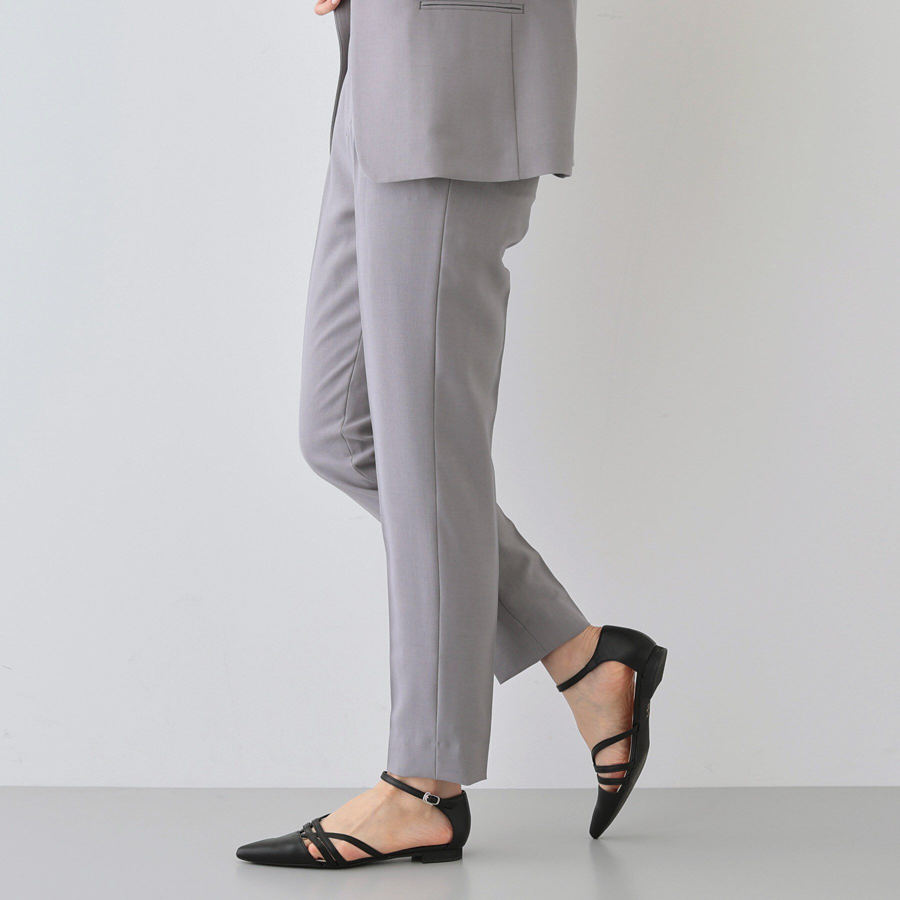 INDIVI「【定番スーツ／UVケア／洗える】ウール調タックテーパードパンツ」|スーツ|