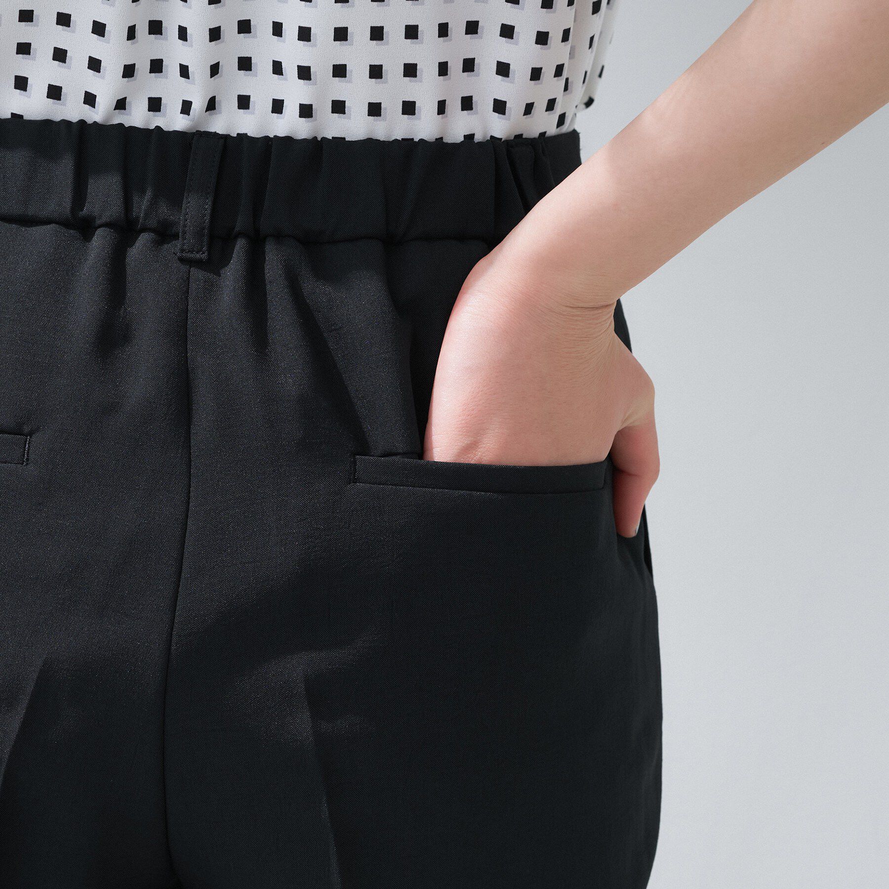 INDIVI「【定番スーツ／UVケア／洗える】ウール調タックテーパードパンツ」|スーツ|