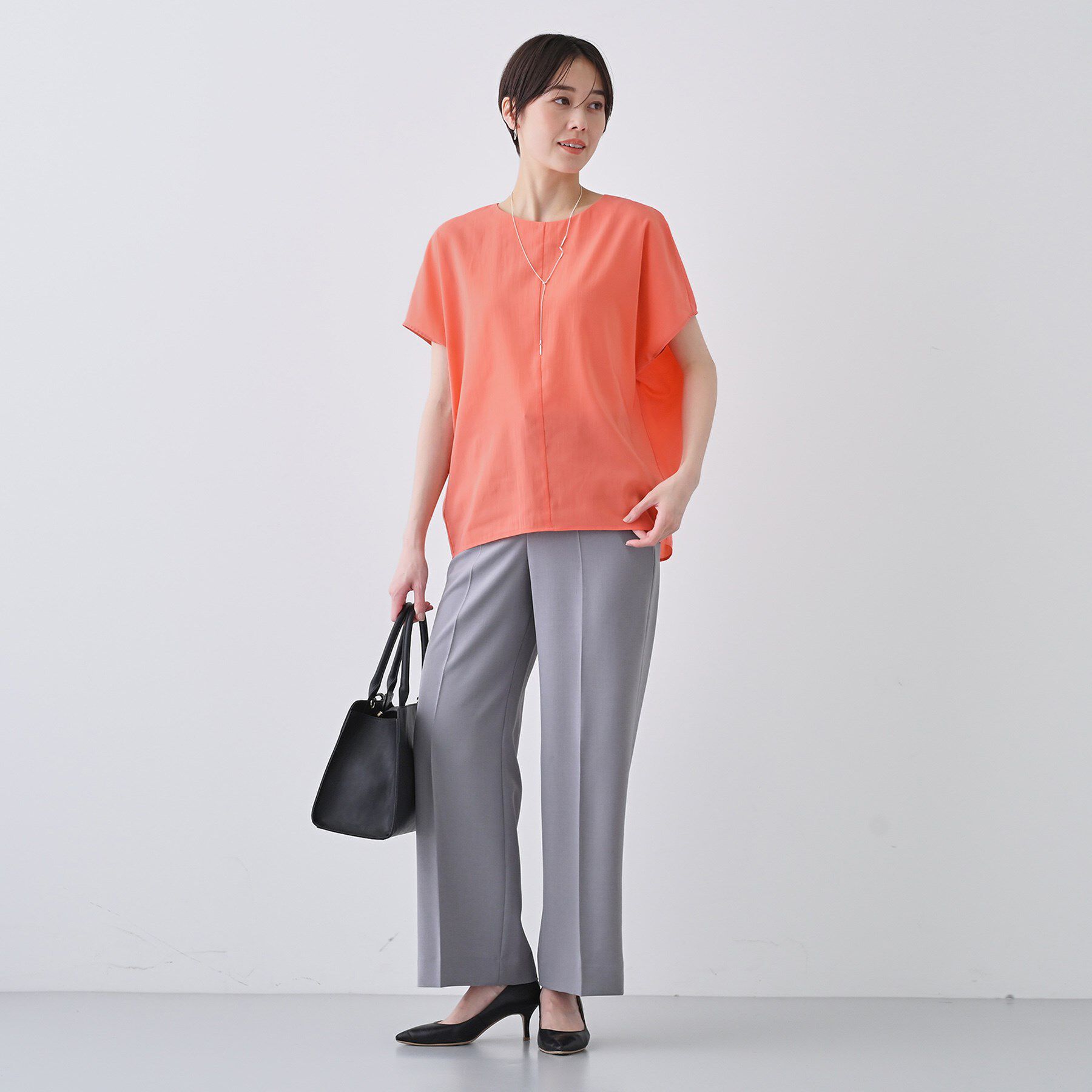 INDIVI「【通気性◎撥水／接触冷感／UVケア】ドルマンスリーブブラウス」|シャツ・ブラウス|