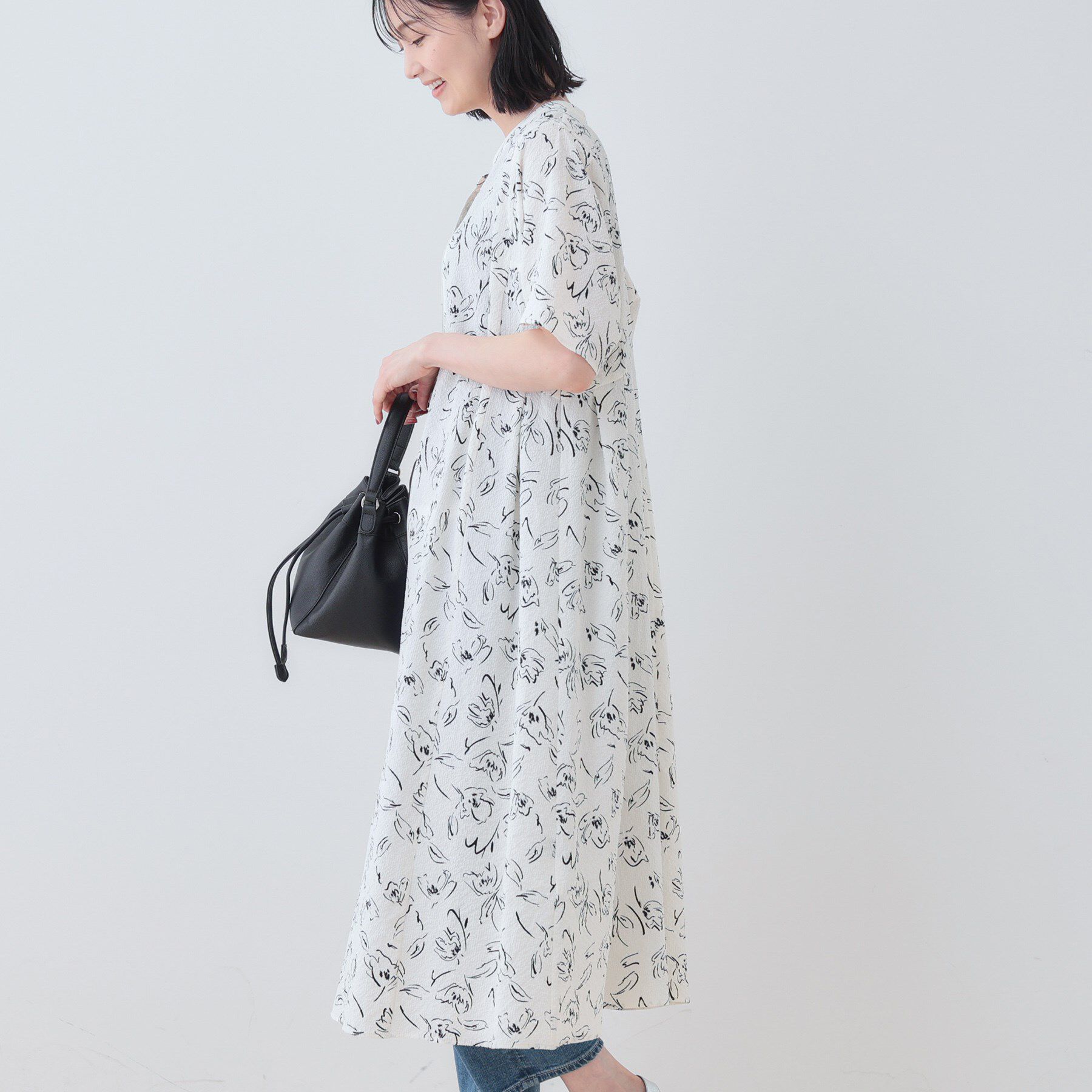 INDIVI「【洗える／UVケア／羽織り可能】フラワー柄前あきワンピース」|ワンピース|