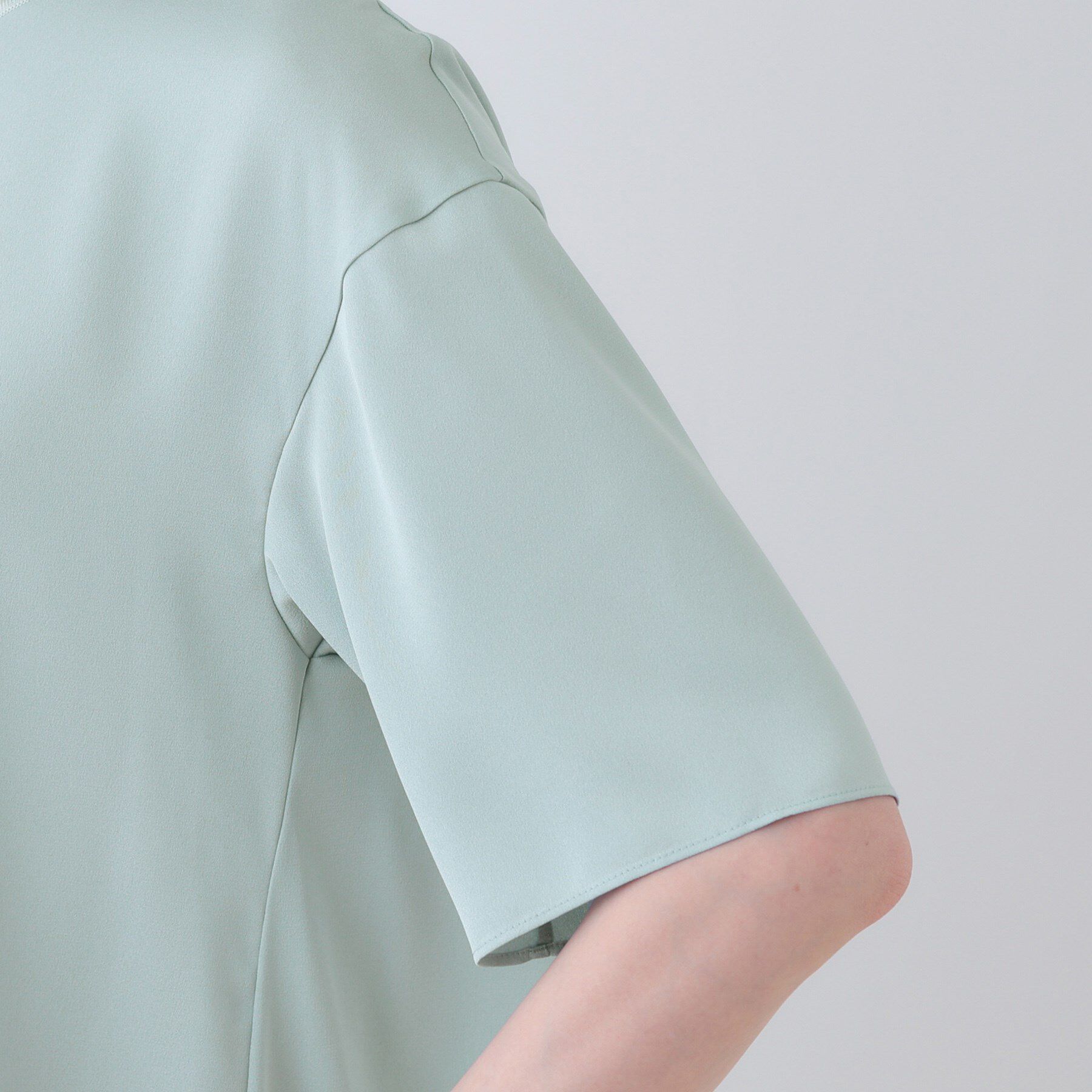 INDIVI「【バックシャン】デザインTブラウス」|Tシャツ・カットソー|