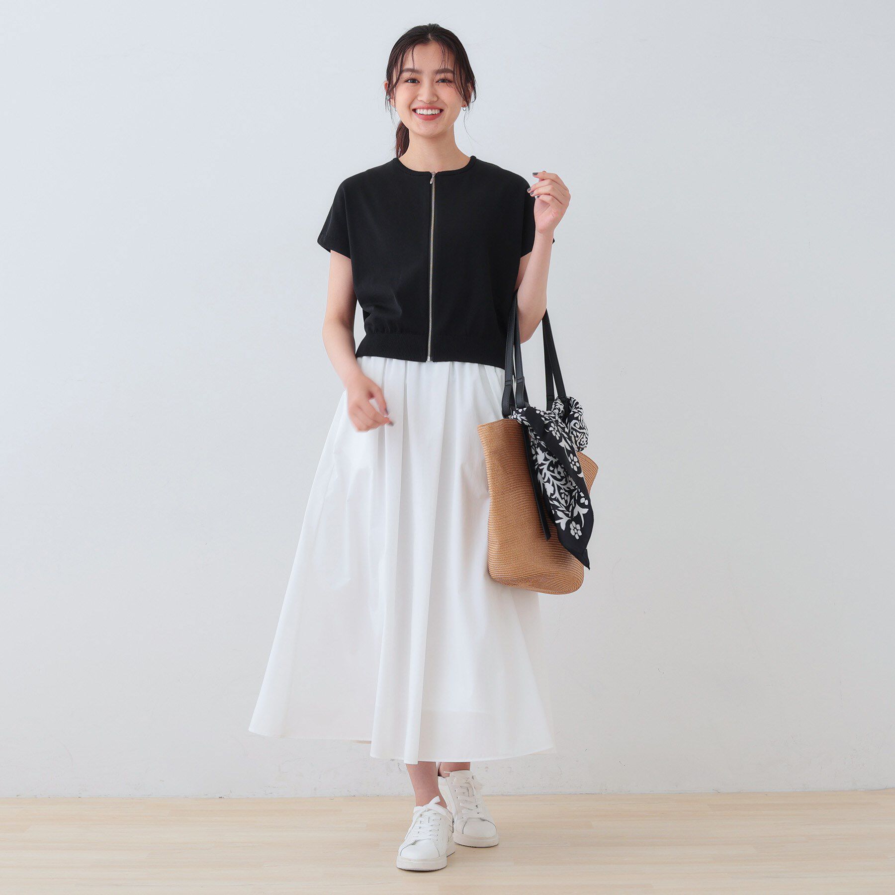 INDIVI「【洗える】ブルゾン風ジップニットベスト」|ニット・セーター|