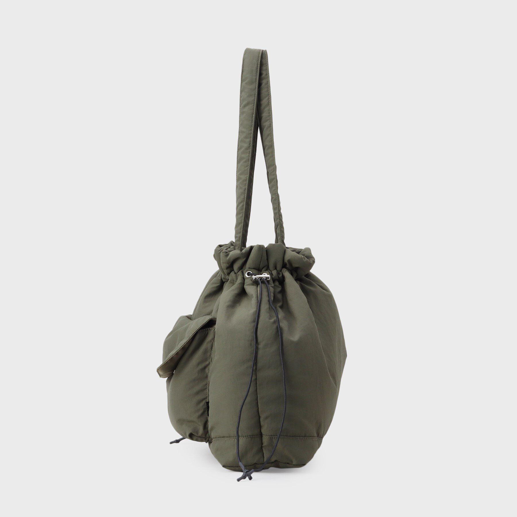 INDIVI「新色登場！【超軽量】フロントポケットバッグ」|トートバッグ|