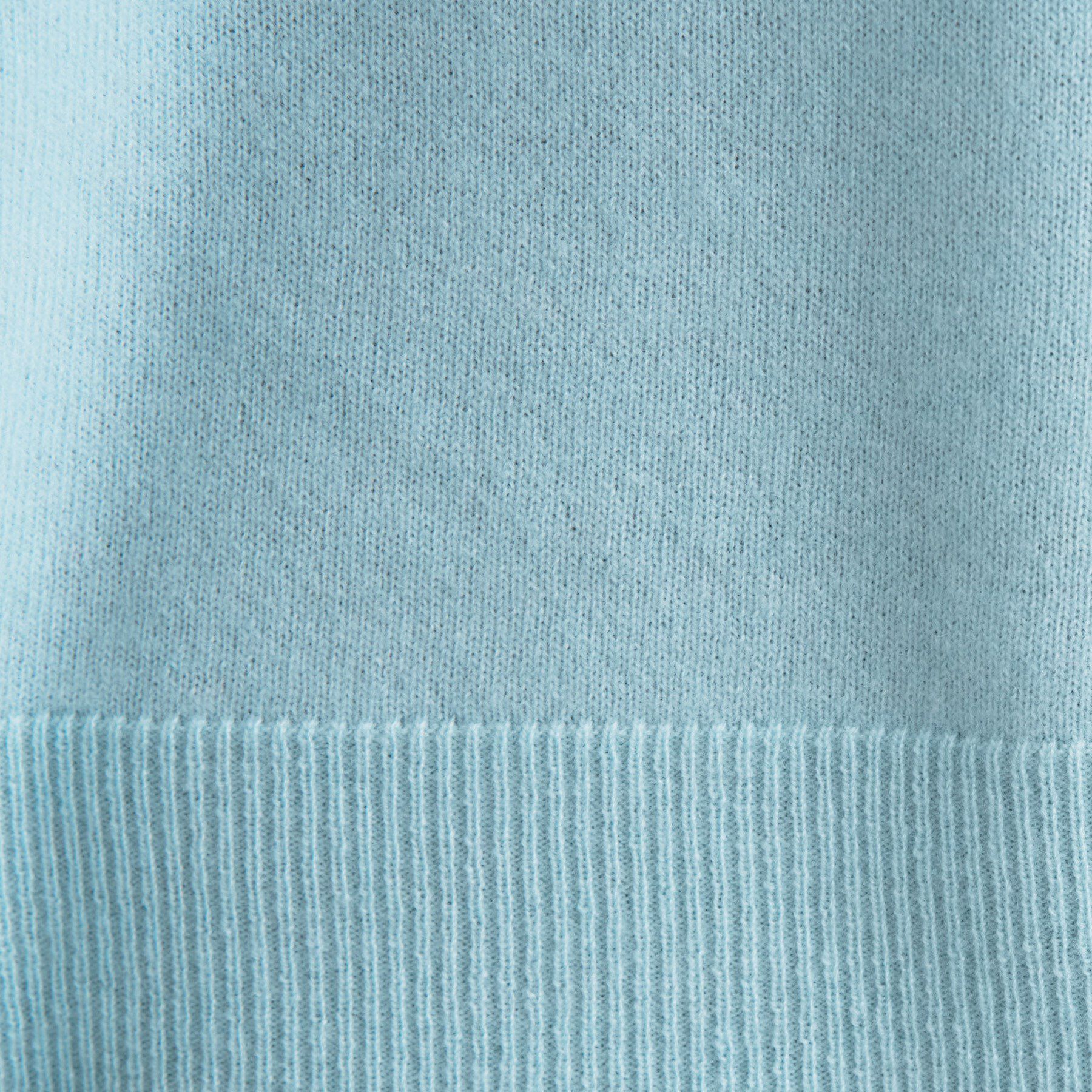 INDIVI「【洗える／チュニック丈／カシミヤ混】スリットデザインVネックニット」|ニット・セーター|